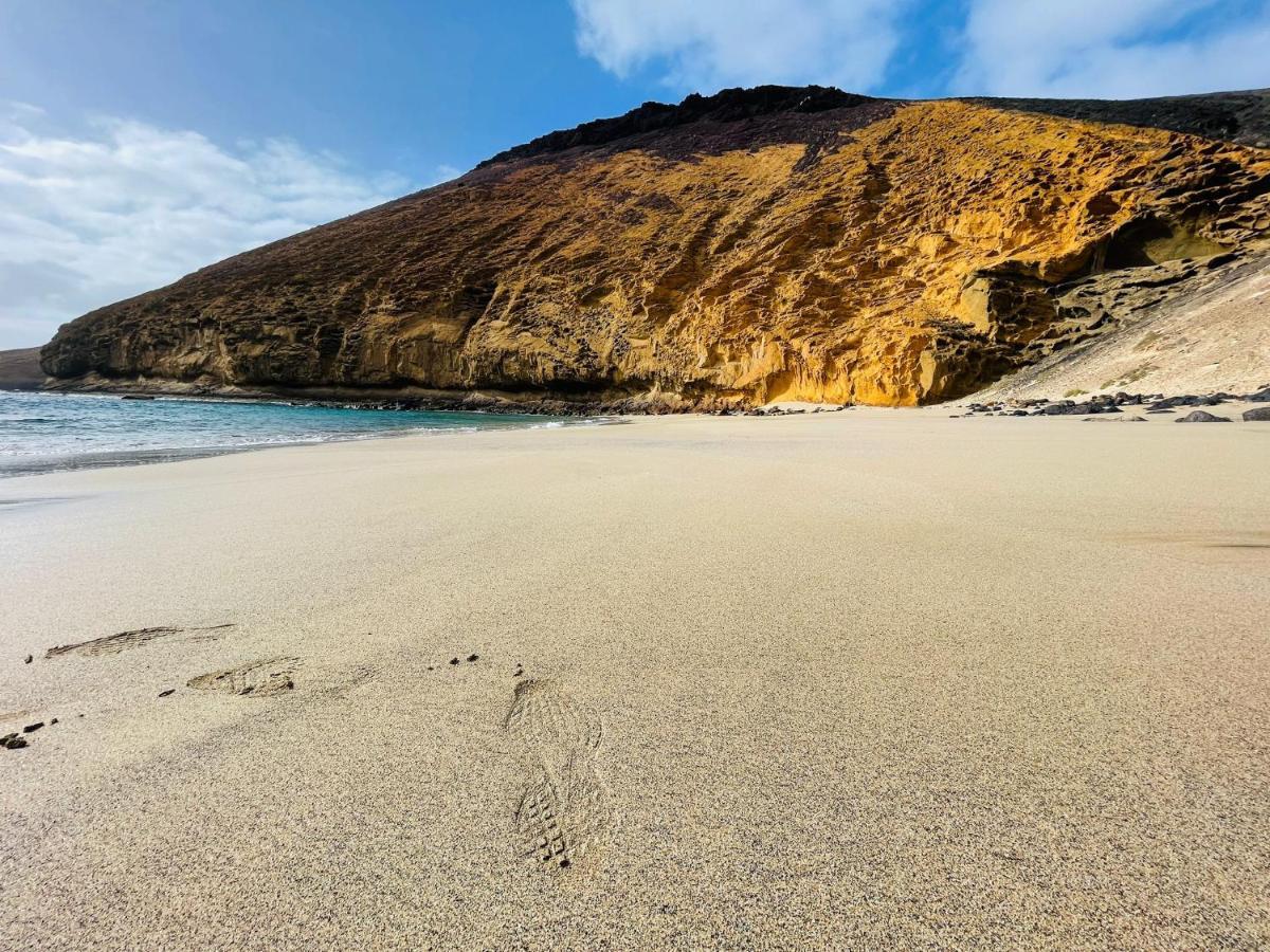 Evita Beach Suites Exclusivas Caleta de Sebo Zewnętrze zdjęcie